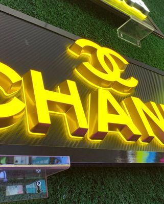 맞춤형 3D 스테인리스 스틸 글자 표지 로고 금색 표지 눈용 야외 상점 전면 28C