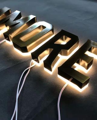 맞춤형 크기 눈 3D LED 아크릴 문판 야외 디스플레이를 위한 금속 글자 표지판