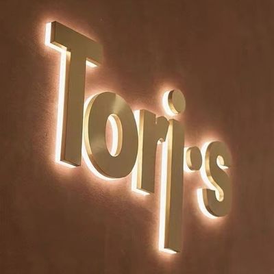 스노우 3D LED 표지 벽에 맞춤형 크기의 스테인리스 스틸 등등 문자 로고 표지